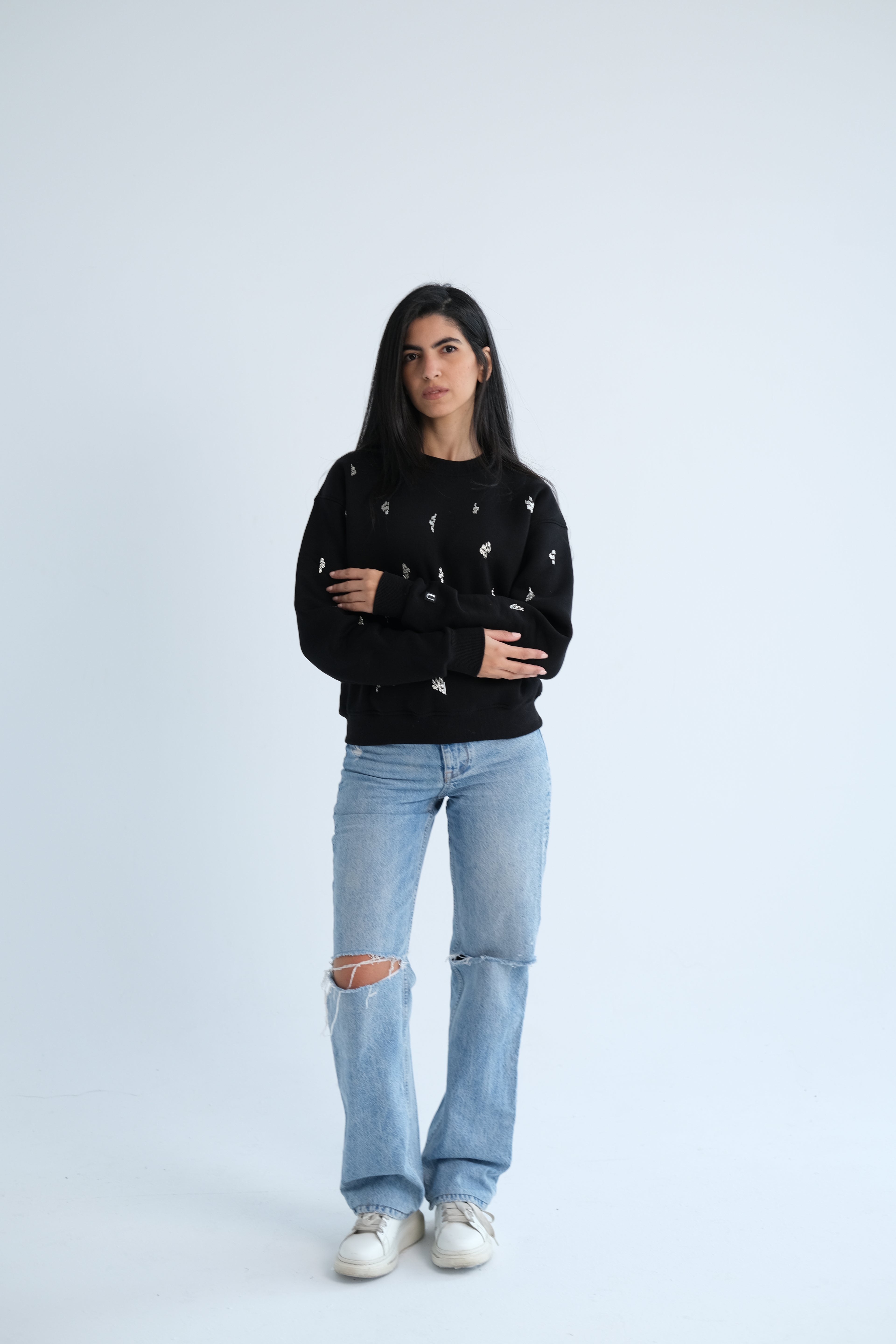 Black Sweat-Shirt with front studs