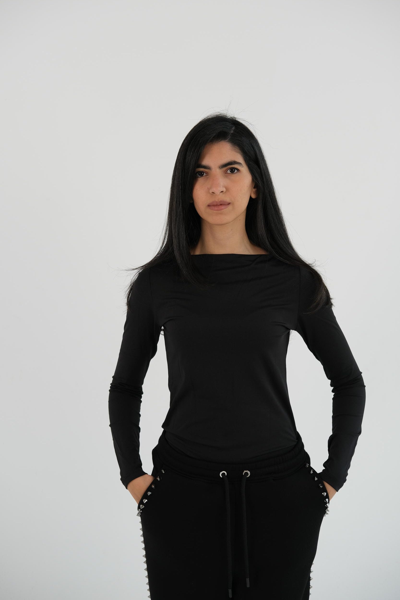 Crew neck with long sleeves