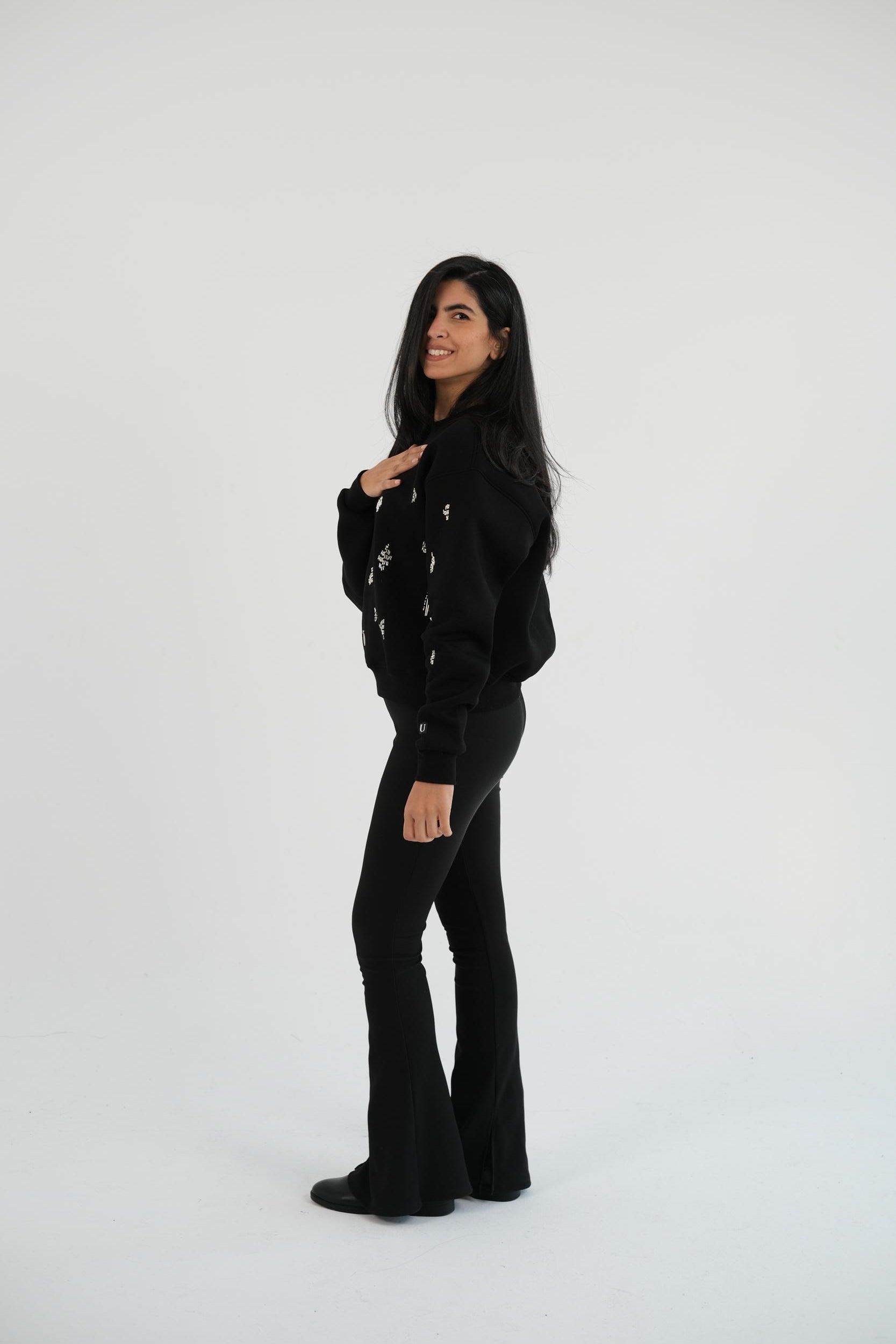 Black Sweat-Shirt with front studs